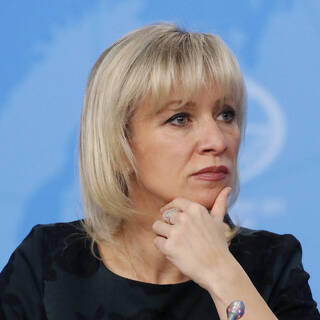 Захарова заявила о потере США адекватности из-за призывов бомбить Россию