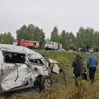 На российской дороге в аварии с участием микроавтобуса погиб ребенок