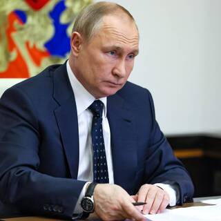 Путин потребовал найти виновных в срыве ремонта российских школ