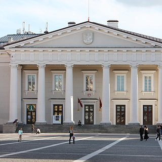 В Вильнюсе предложили присоединить посольство России к Литве