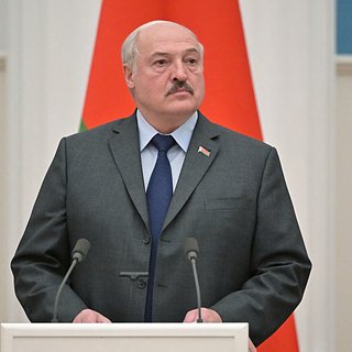 Лукашенко вылетел в Санкт-Петербург на неформальный саммит СНГ