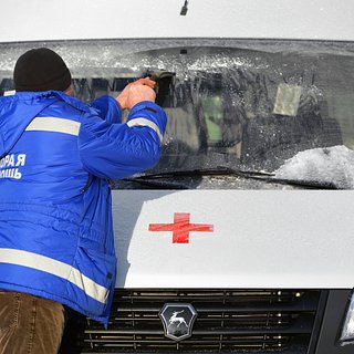 Катавшаяся на буксируемом снегокате россиянка погибла под колесами автомобиля