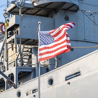 В США заявили о перехвате в Оманском заливе судна с боеприпасами