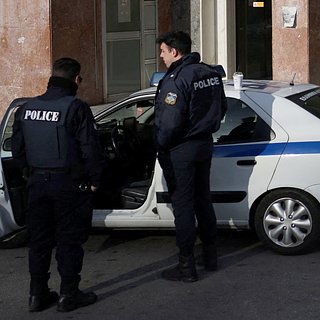 Подросток изнасиловал 15-летнюю туристку на курорте в Греции