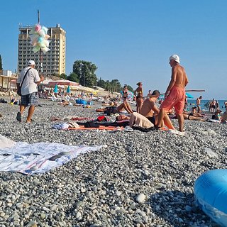 Россиянин отдохнул в Абхазии и описал отпуск словами «перебои света и ротавирус»