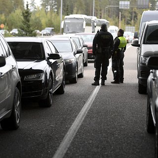 Финляндия запретит въезд автомобилей с российскими номерами