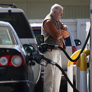 США пообещали «головную боль» из-за роста цен на бензин