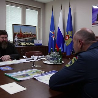 Кадыров встретился с главой МЧС