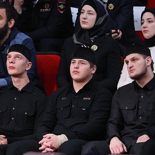 В Кремле отказались комментировать историю об избиении сыном Кадырова арестанта