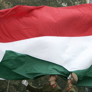 Венгрия предложила ЕС вдвое сократить пакет помощи Украине