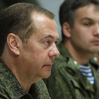 Медведев обратился с риторическим вопросом к «натовским друзьям»