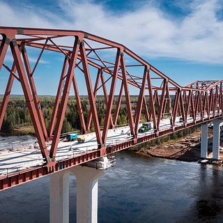 Путин открыл мост через реку Свирь в Ленинградской области