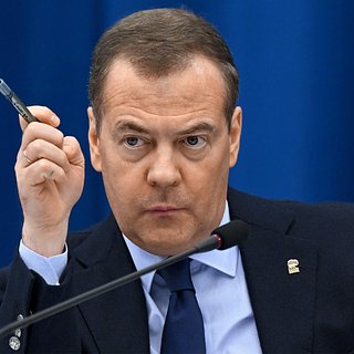 Медведев назвал запрет Киевом УПЦ «замешанной на кокаине и сатанизме» политикой