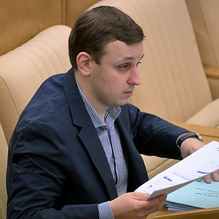 Названы две версии попыток убрать из Госдумы любимого депутата Жириновского