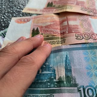 Экономист описал будущее рубля