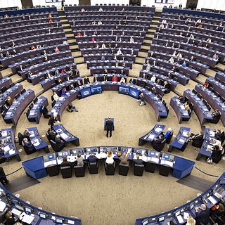 Резолюцию Европарламента в России назвали признаком неэффективности санкций ЕС