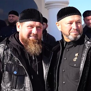 Еще один Кадыров получил высшую награду Чечни