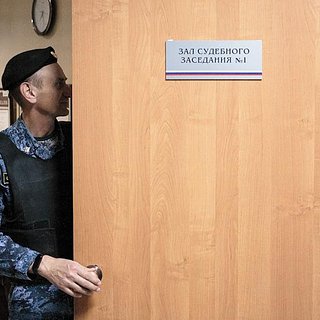 В ростовском суде прошли обыски по делу о коррупции