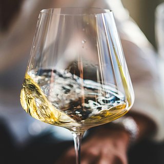 Российские виноделы увидели позитив в растущих акцизах на алкоголь
