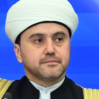 Российский муфтий призвал уравнять в правах имамов в зоне СВО с военнослужащими