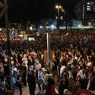Освобожденные из плена ХАМАС россиянки выступили на митинге в Тель-Авиве