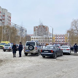 Спецборт МЧС прибыл в Брянск для эвакуации пострадавших при стрельбе в школе