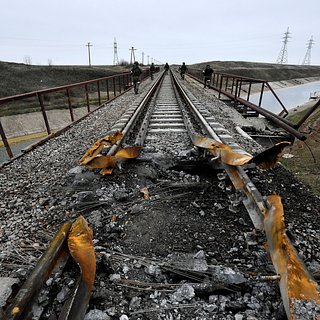 В Запорожье восстановили движение по мосту крымского сухопутного маршрута