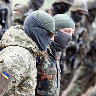 Военкор рассказал о судьбе плененных в зоне СВО украинских женщин-военных