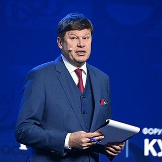 Губерниев высмеял возвращение осужденного футболиста в «Спартак»