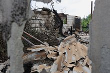 Полыхающие после атаки ВСУ машины в Белгородской области сняли на видео