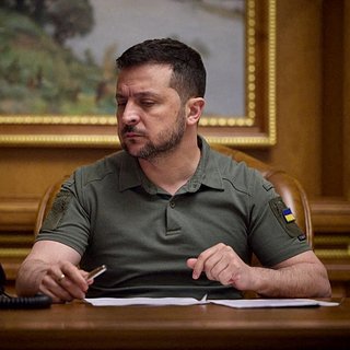 Зеленский признал сложную ситуацию с защитой Харькова