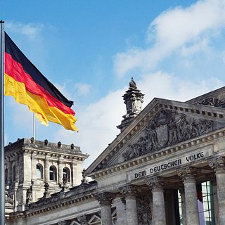 Ведомствам в Германии порекомендовали избегать контактов с Россией