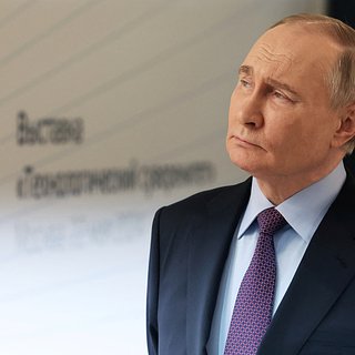 Путин предложил российскому губернатору способ борьбы с нехваткой медперсонала