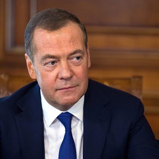 Медведев предрек России победу в ближайшее время