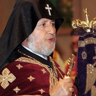 В Союзе армян России призвали расследовать инцидент с католикосом всех армян