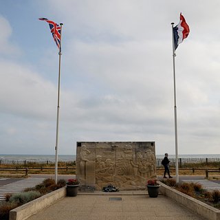 Франция не пригласит Россию на юбилей высадки в Нормандии