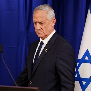Министр военного кабинета Израиля ушел в отставку и раскритиковал Нетаньяху