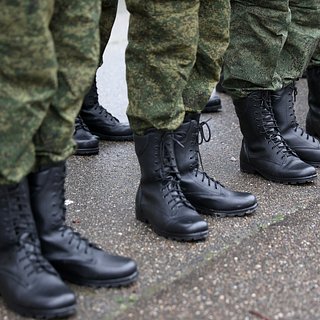 В Госдуме раскритиковали генералов Минобороны за обмундирование солдат
