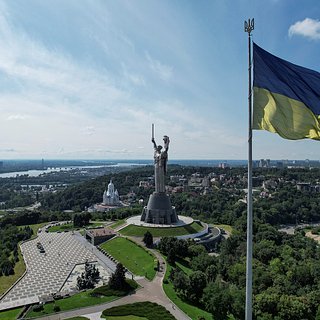 Киев недополучил от Запада миллиарды долларов