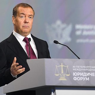 Медведев обвинил премьера Эстонии в «ядерной русофобии»