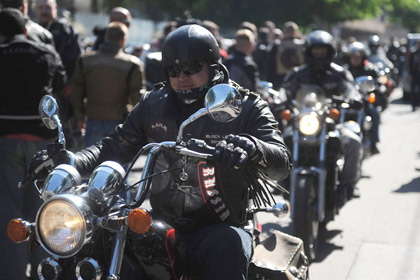 Мотоциклистам разрешили бесплатно парковаться в Москве