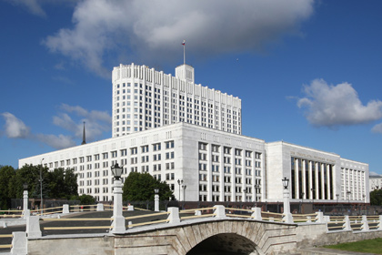 Дом правительства РФ на Краснопресненской набережной в Москве