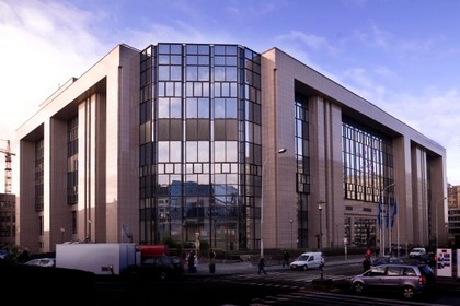 Здание имени Юста Липсия в Брюсселе. 