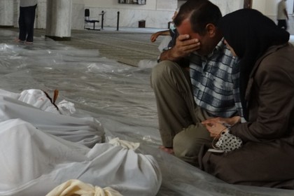 Родственники погибших в результате химической Атаки под Дамаском. 