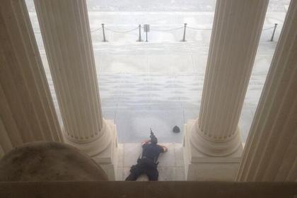 У здания Конгресса США началась стрельба