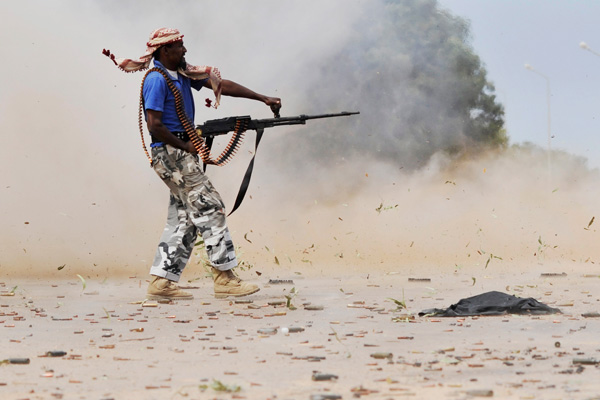 Ливийский повстанец времен боевых действий против армии Муаммара Каддафи