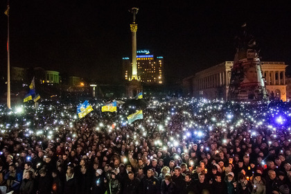 Траур по погибшим в ходе протестных акций в Киеве