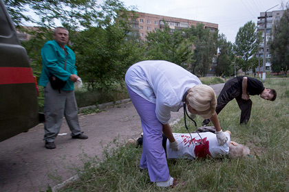 Женщина, погибшая от осколочного ранения в Славянске, 26 мая 2014 года