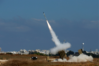Запуск израильской ракеты-перехватчика