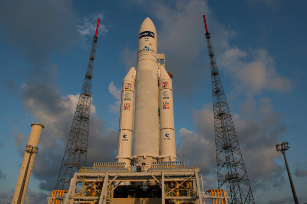 Европейская ракета тяжелого класса Ariane 5 на пусковой площадке космодрома Куру 28 июля 2014 года